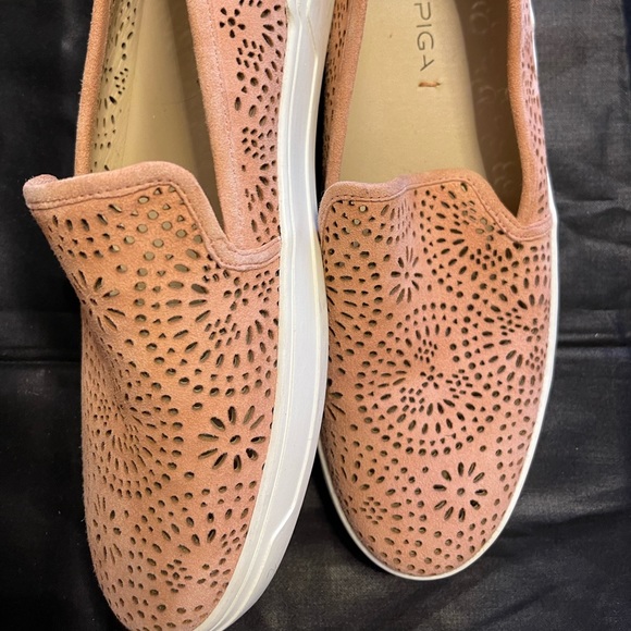 Via Spiga laser cut casual loafers size 7.5 - Picture 3 of 4